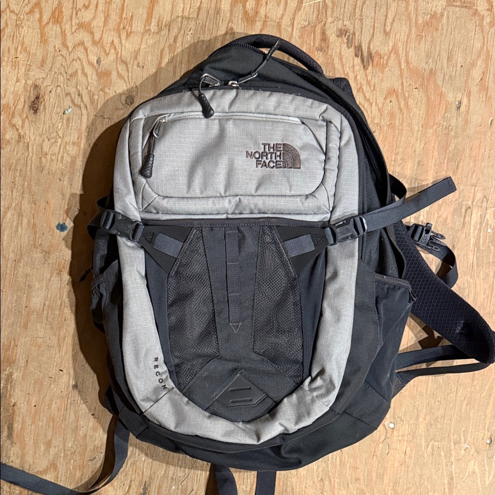 The North Face Men's Black and Gray Backpack
